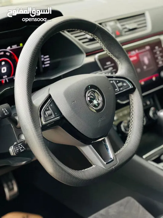 سوبيرب سبورت لاين بلاك اديشن