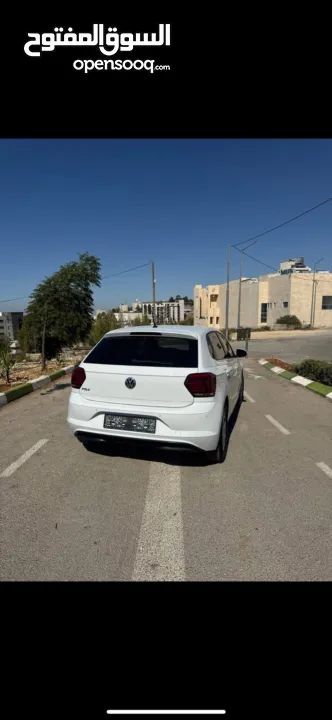 بولو - اوتوماتيك - انتاج 20 دهان شركة بالكامل ولا ضربة وعداد 55 الف عالكاش 79 الف شامل ترخيص وتامين