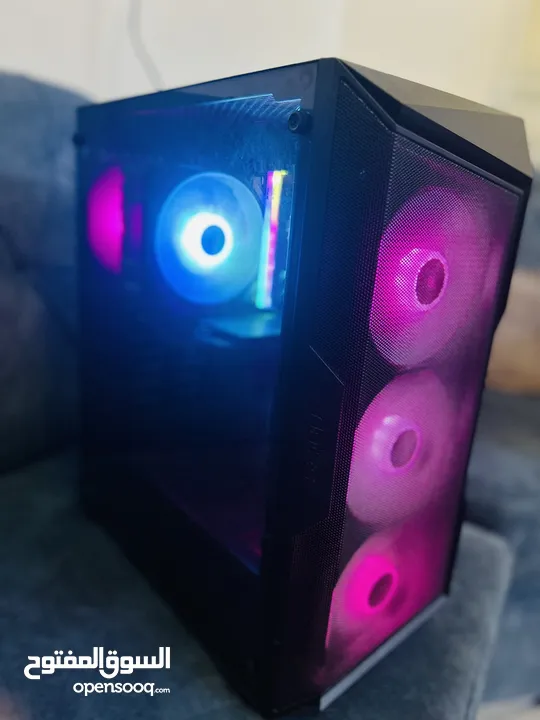 كمبيىتر جيمنج للبيع بسعر مغري