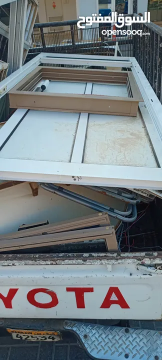 نحن نشتري جميع أنواع خردة الألومنيوم والنوافذ والأبواب الألومنيوم الفولاذية والنوافذ والأبواب والمكي