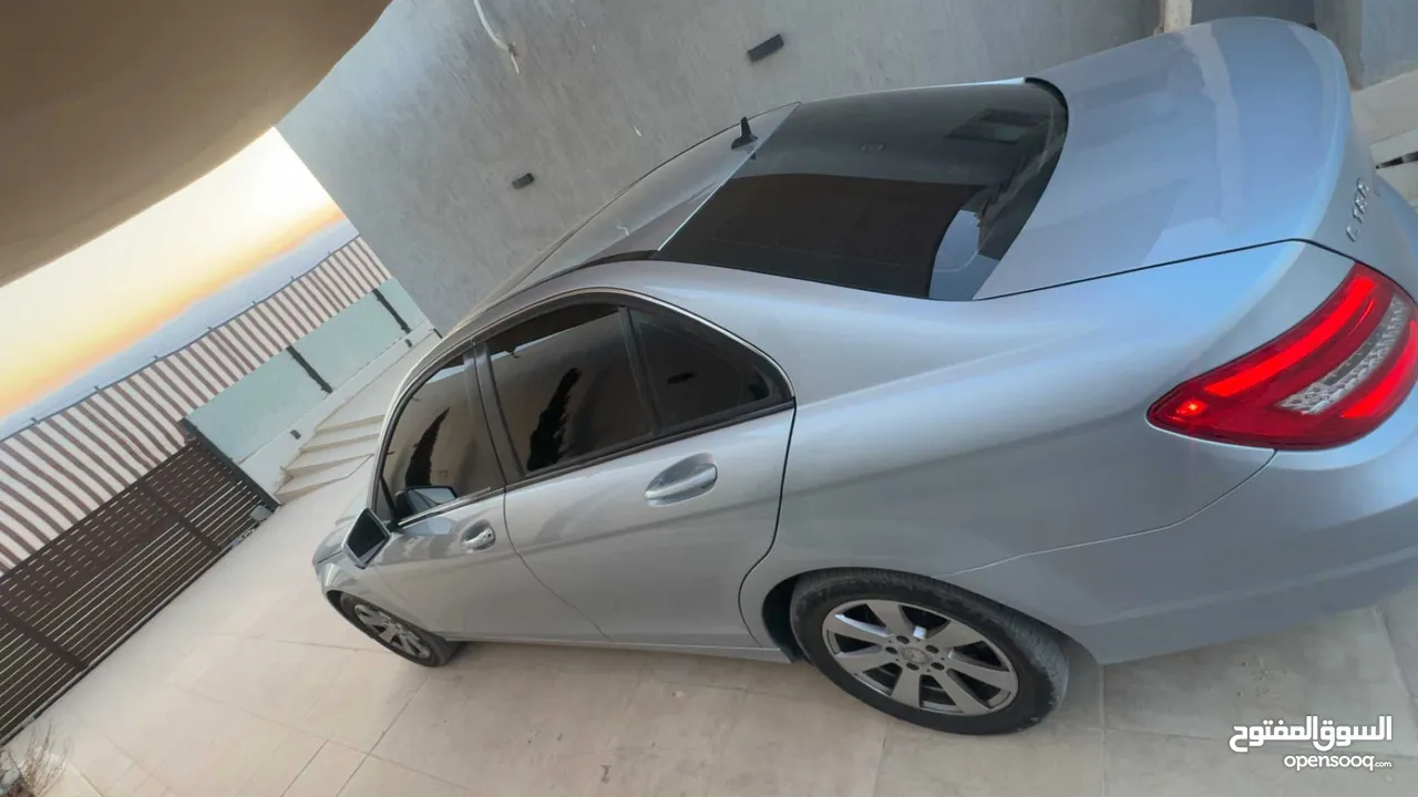 Mercedes Benz c180 2013