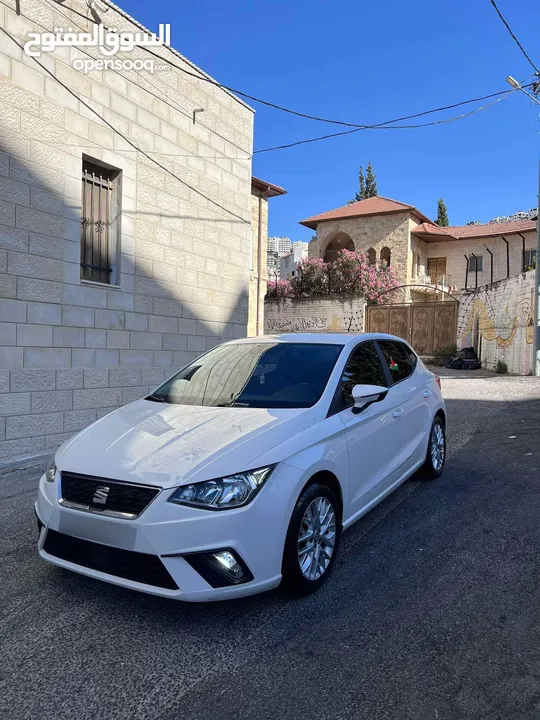 سيات ابيزا جير عادي كرتونة