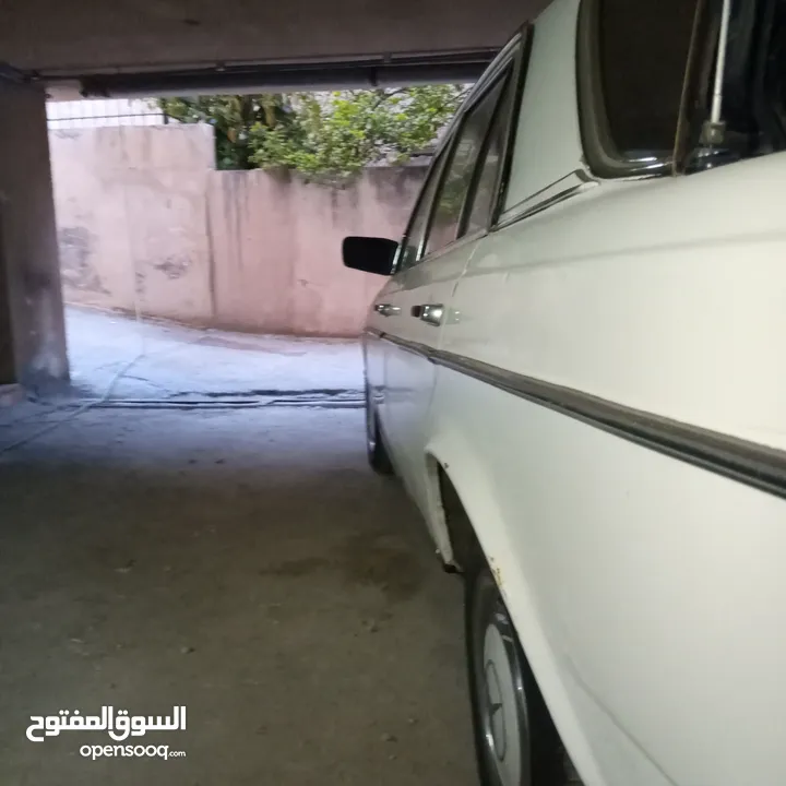 مرسيدسe200 للبيع (رقم الهاتف داخل الاعلان)