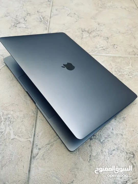 Apple MacBook Pro 2019 / 15.4 inch retina core i9 512GB SSD شرق اوسط