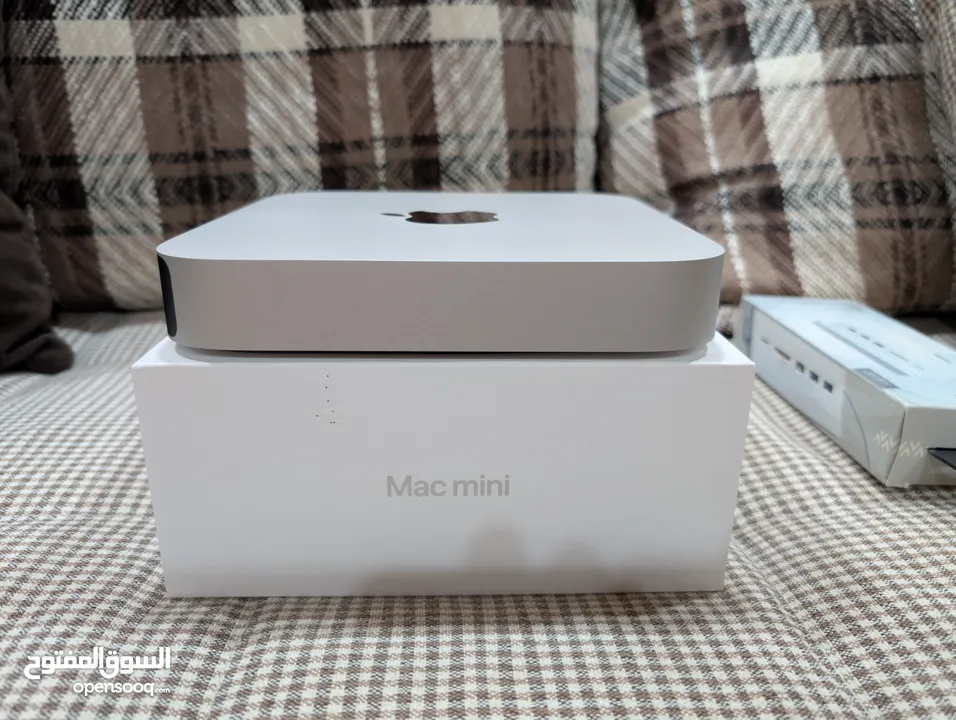 Mac Mini M1 (1TB SSD) with original apple accessories