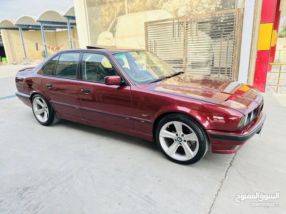 BMW  حجم 520