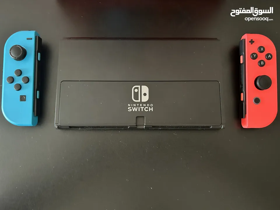 Nintendo Switch OLED with 2 nintendo PRO controllers