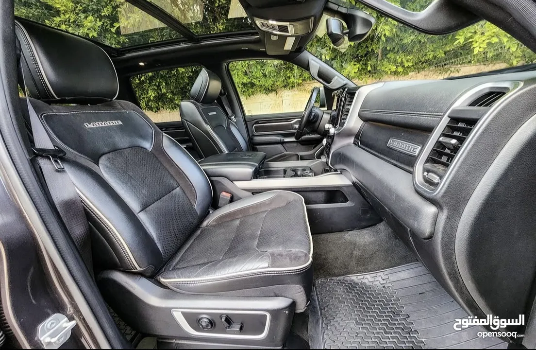 Dodge Ram 1500 Hemi / Laramie Trim 2020 (للبيع)