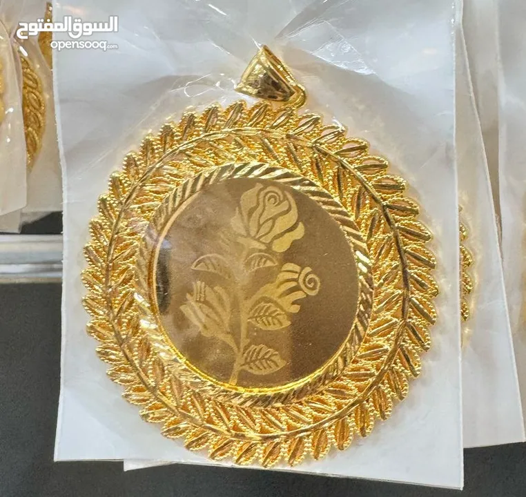 اكسسورات ذهب ايطالي مكفول للجميع