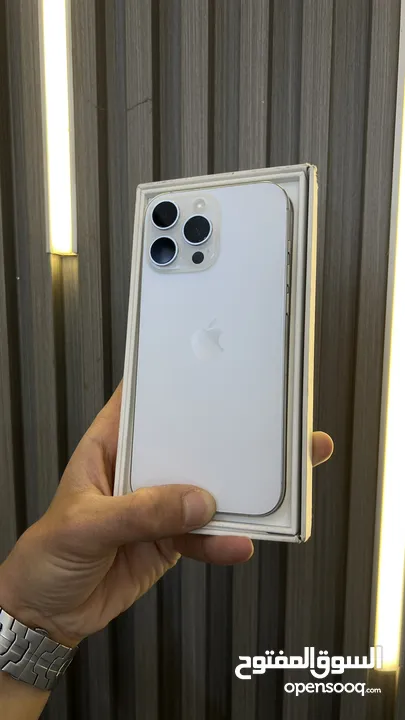 iPhone 16 Promax 256GB / Middle East / Battery : 100% / Box charge / Apple Warranty : 9/12/2025