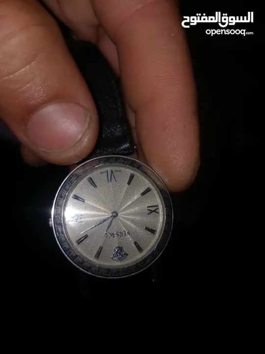 ساعة رولكس مع ساعة اخرى كما هو بااصور للبيع