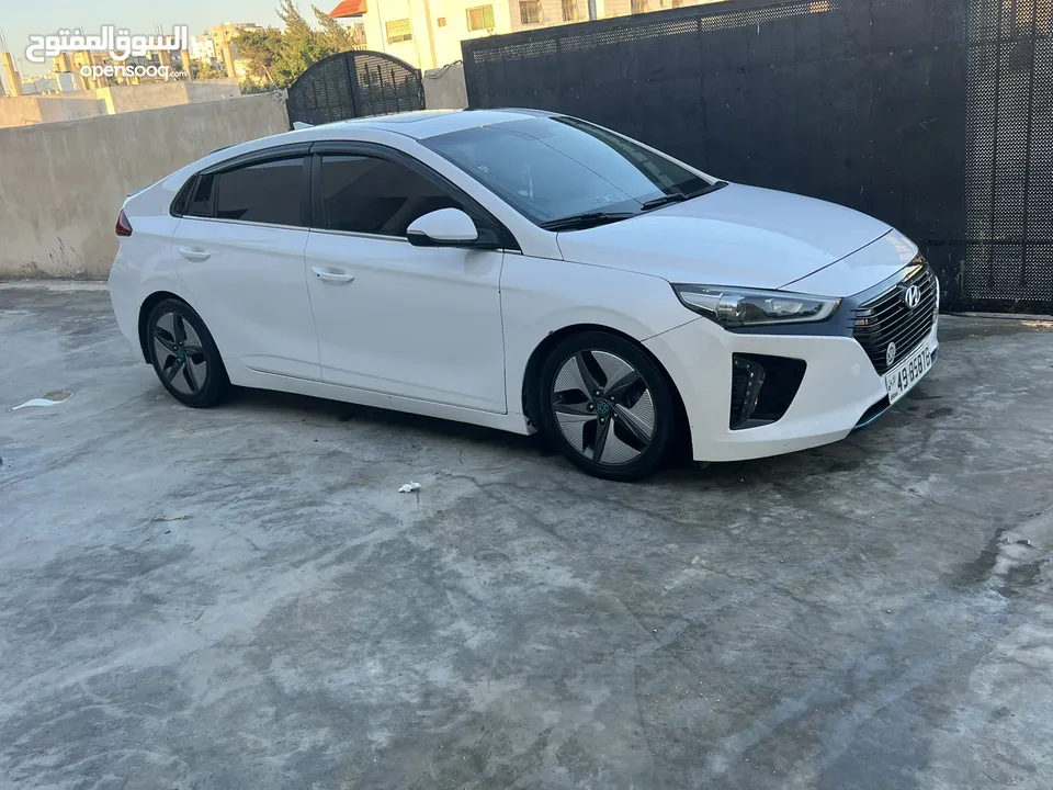 هيونداي أيونيك Hybrid
