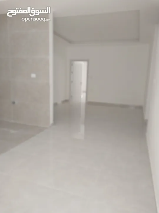 طابقيه  ضاحية الرشيد 4نوم 260م وتراسات