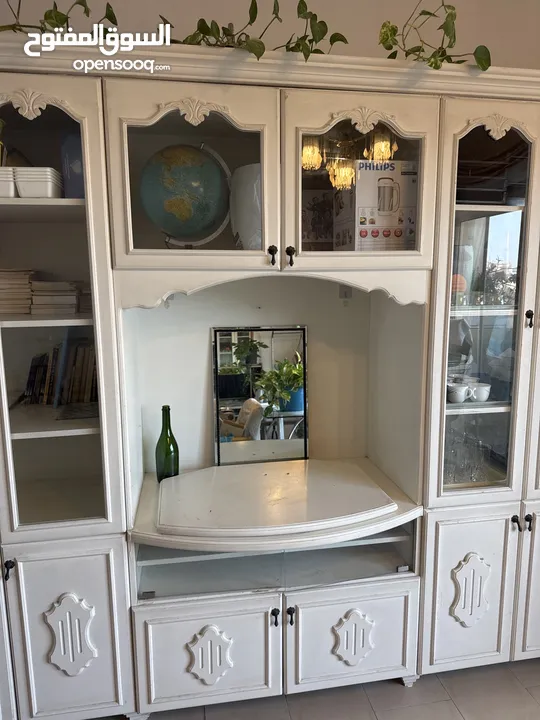 Elegant Wooden Display & Storage Cabinet - For Sale BHD 100 only