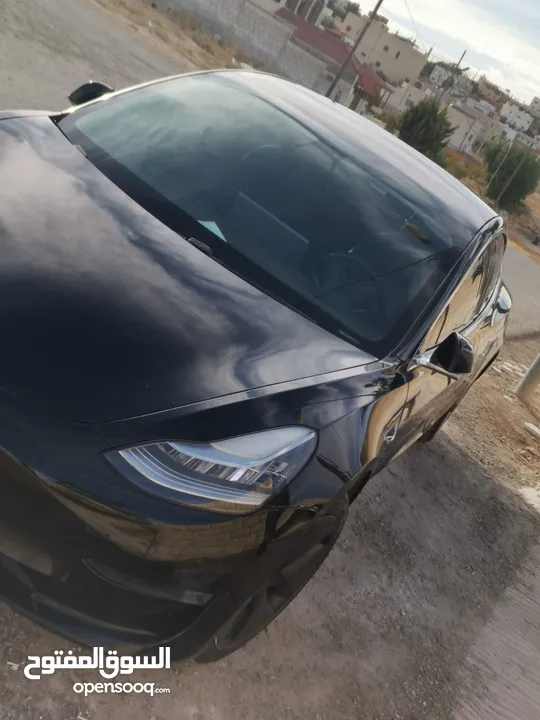 tesla model 3 / activation of super charger ,autopilot and autoparking done