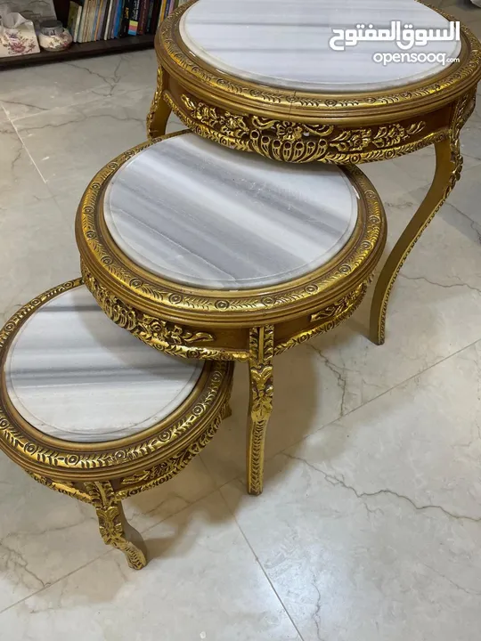 طاولات مصري فاخرة بحالة ممتازة – 3 قطع