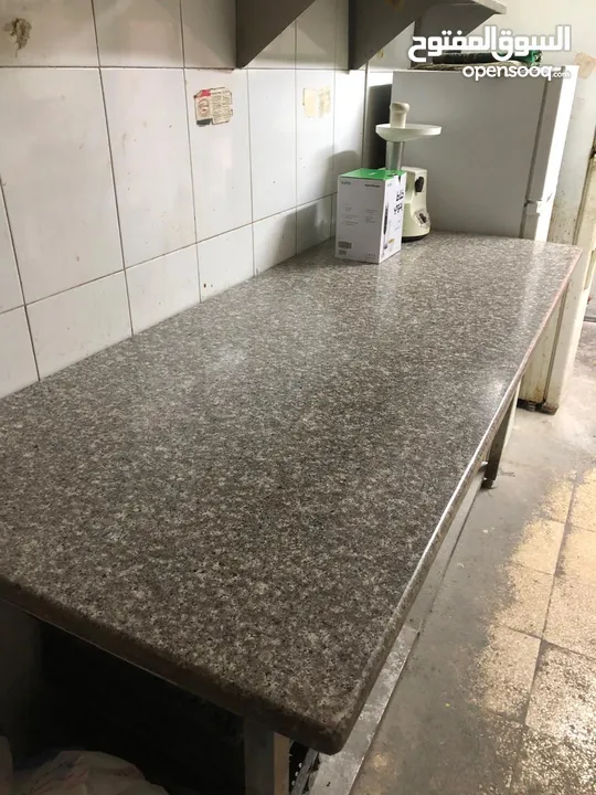 محل مناقيش وبيتزا ومعجنات جاهز للتشغيل