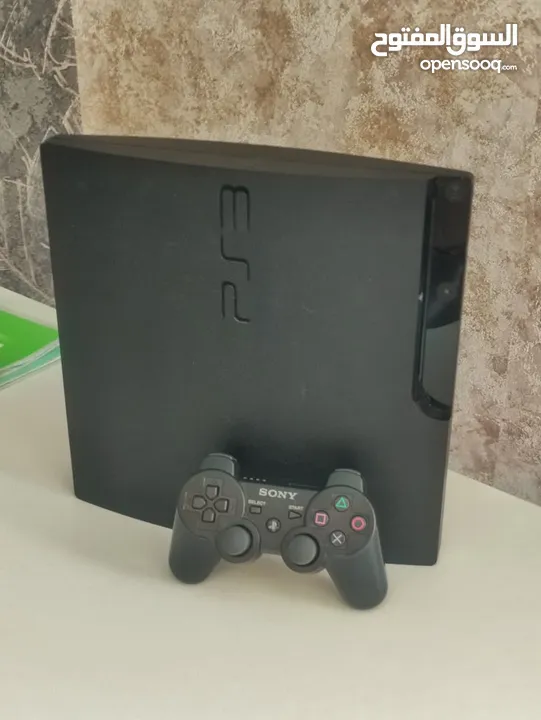 بلايستيشن 3 مهكر عليه اكثر من 40 لعبة ومكتبية العاب ضخمة جاهزة للتنزيل