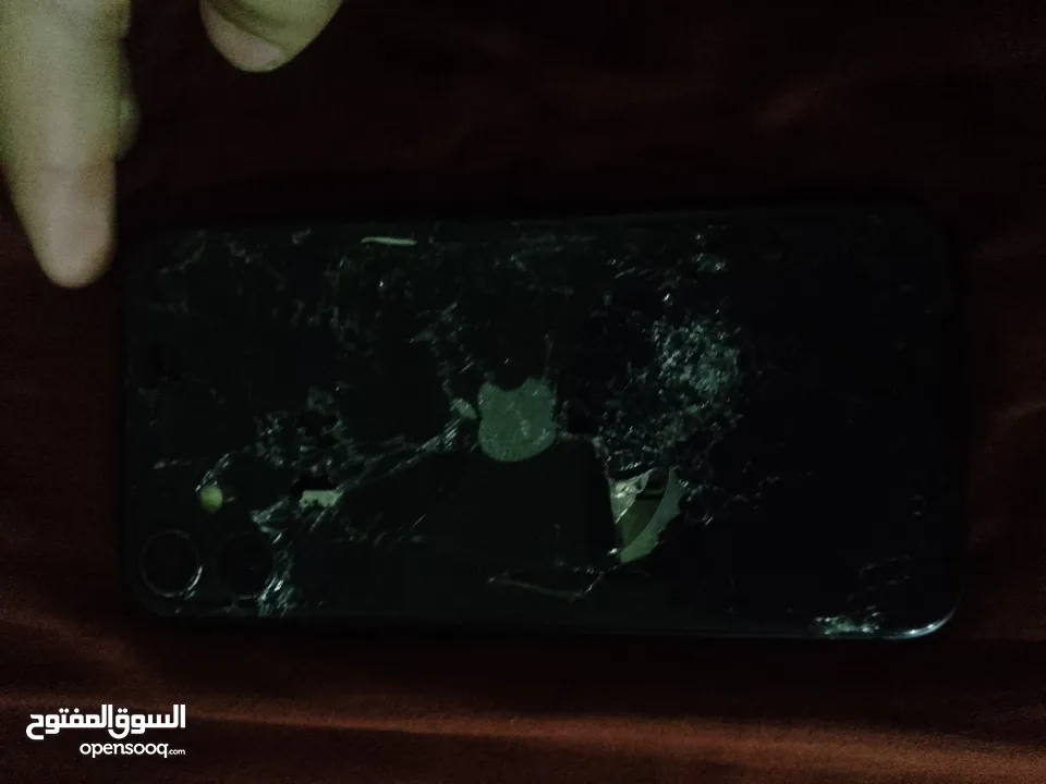 ايفون 11