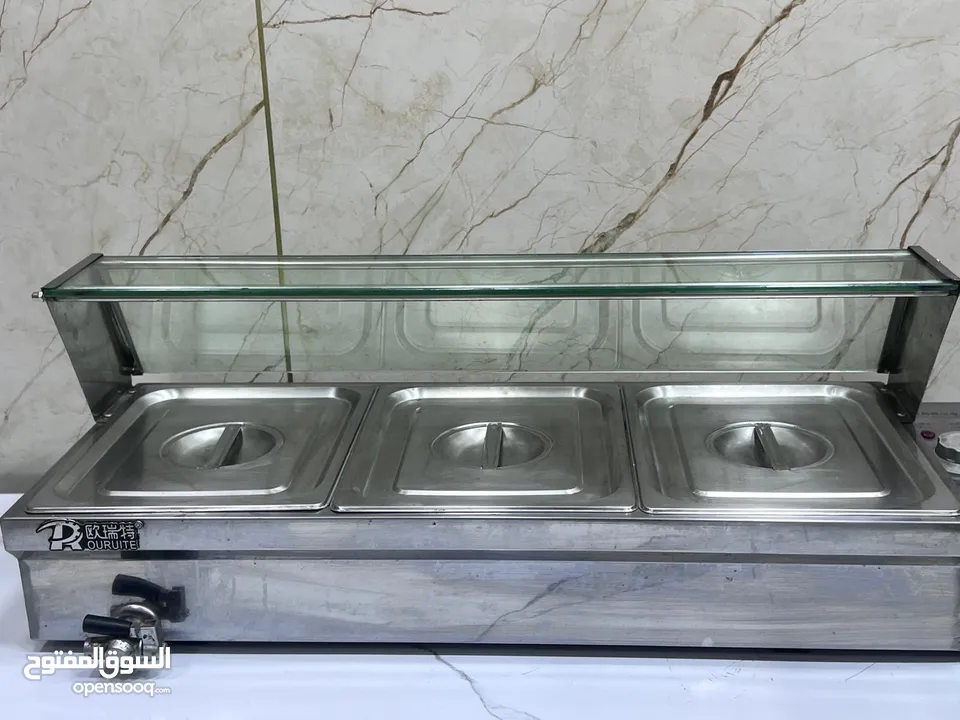 تسخين طعام كهربائي على البخار حتى درجة حرارة 100
