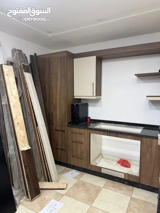 مطبخ جديد غير مستخدم  مقاس 3 * 3 من دون الرخامات