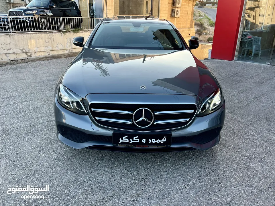 مرسيدس E200 نايت فتحة فيراني 2020 مميزة بحالة الزيرو
