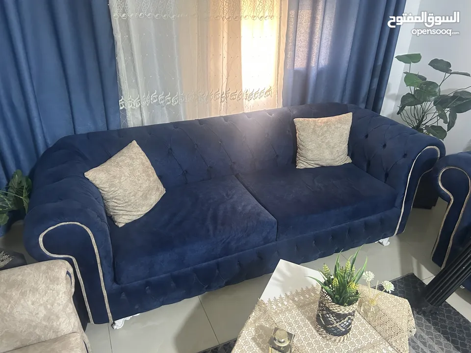 طقم كنب ضيوف شبه جديد
