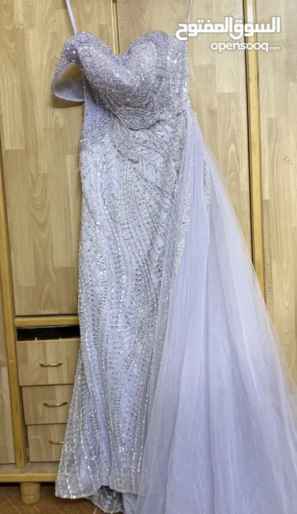 فستان سواريه من الامارات