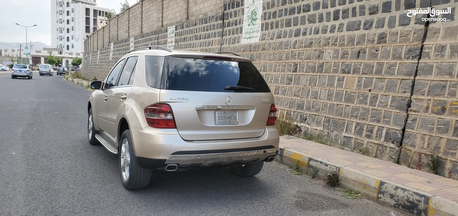 مرسديس ام ال 2008 E350. ماشيه 100 الف بضاعه ميحتاج