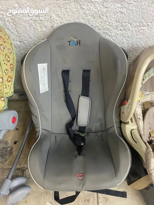كرسي طفل للسياره