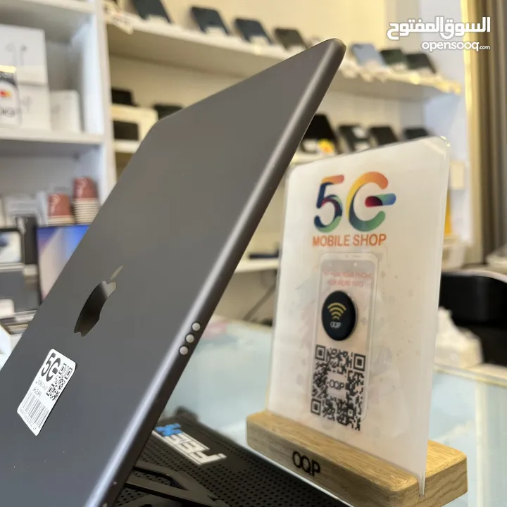 IPad Air 3th 64GB 84% wifi used ‎ايباد اير 3 واي فاي ذاكرة 64 جيجا بطارية 84‎%‎  بلاك مع كرتونه