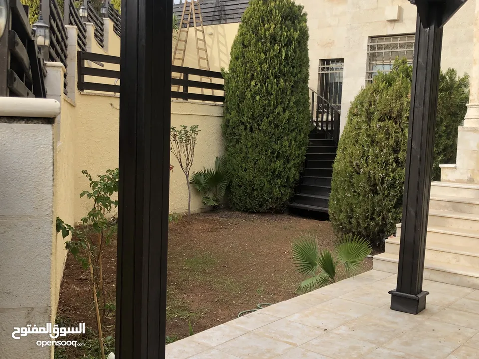 فيلا في عبدون للايجار  Villa For Rent At Abdoun