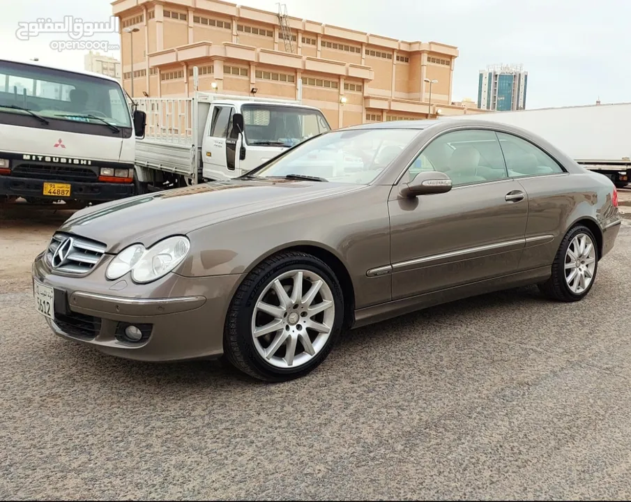 مرسبدس CLK 280  2009182km. صبغ المصنع بالكامل سيرفيس منتظم حتى الان