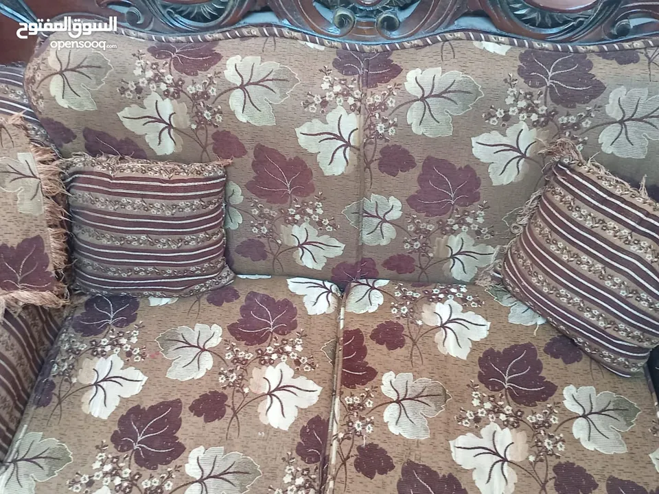 طقم كنب للبيع