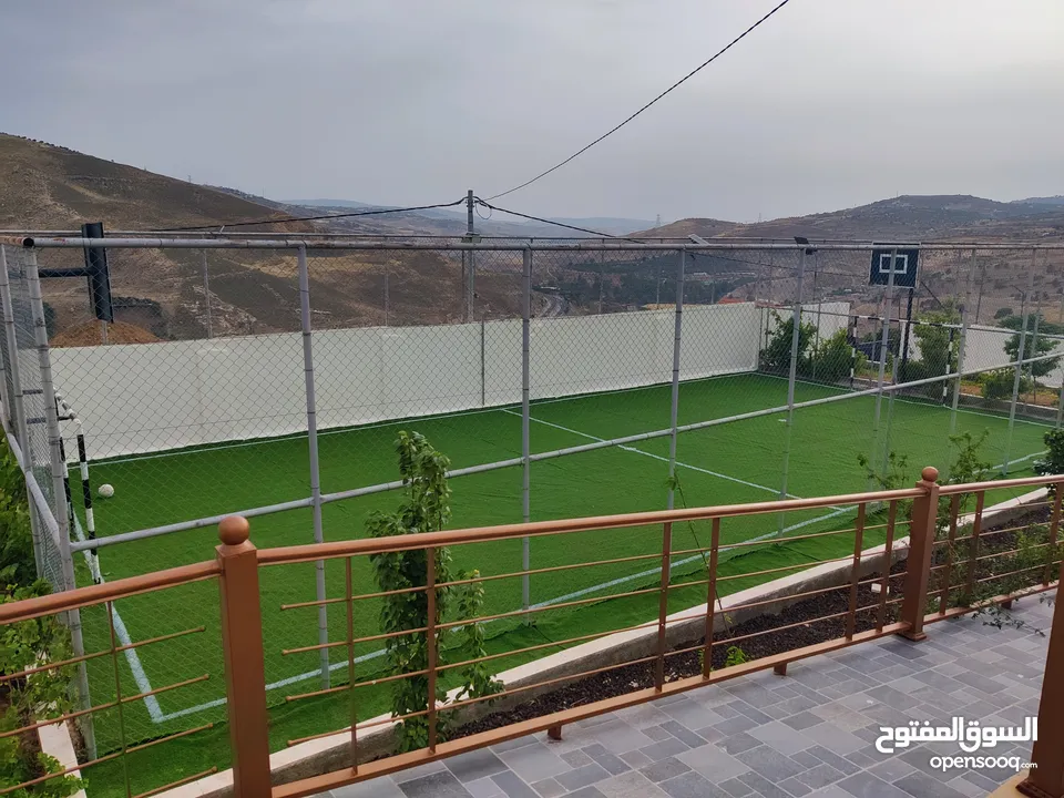 شاليه فاخر للبيع في جرش - موقع مرتفع و خصوصية كاملة