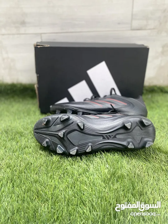 حذاء رياضي اديداس (كوبا لون اسود ) السعر 200 الحد الأقصى 180 الحذاء رائع جدا لا يفوت