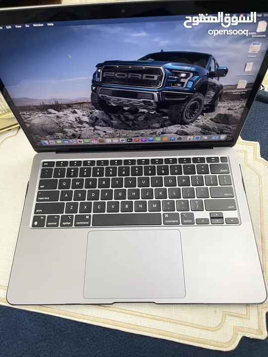 ماك بوك نظيف جدا استخدام شهرين-MacBook air very clean