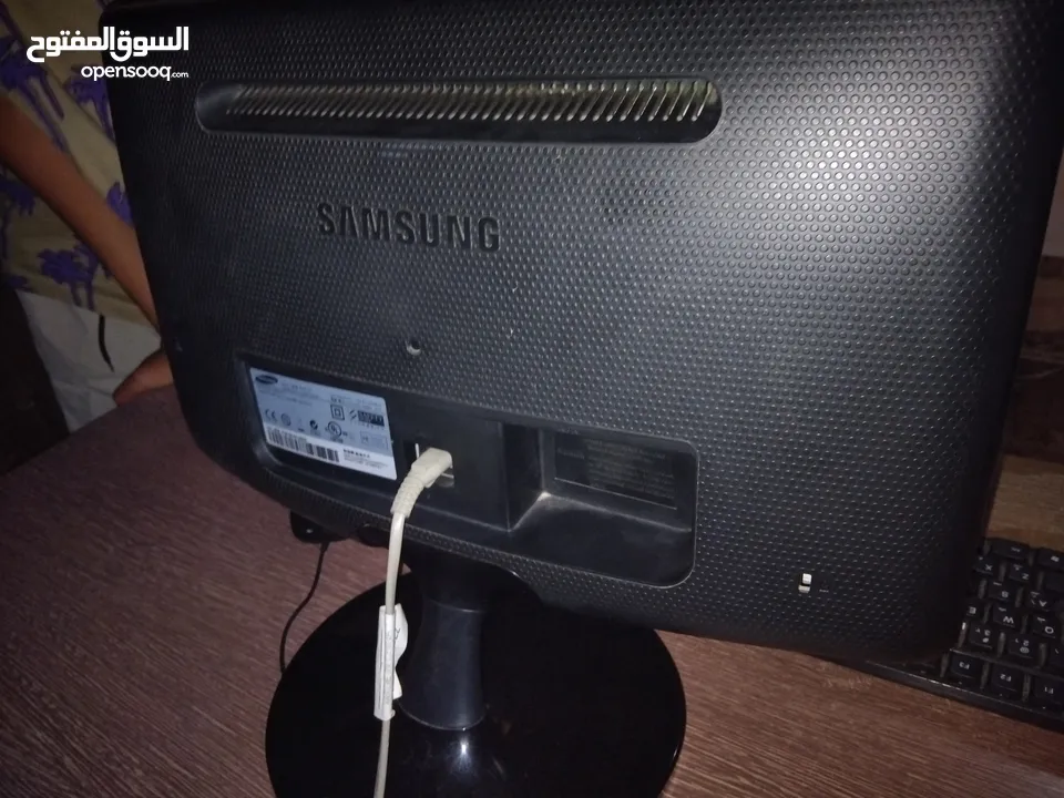 كمبيوتر مستعمل للبيع او بدل على بلستيشن 3 او تلفون