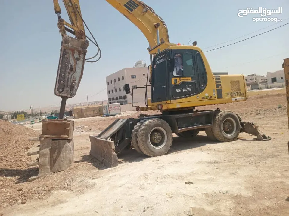 حفارة كوشوك كماتسو 2003 فحص كامل مرخصة سنة