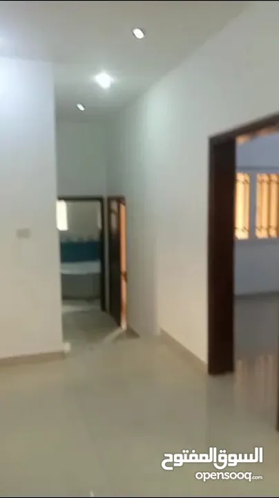 شقة أرضية للإيجار ماشاء الله في مدينة طرابلس منطقة زناته الجديدة داخل المخطط