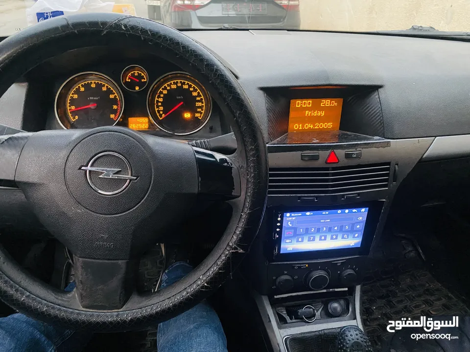 استرا 2006 جير عادي مطور 1600 بحاله ممتازه جدا