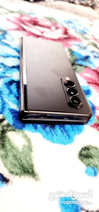 Samsung Z Fold 3 256GB Used new