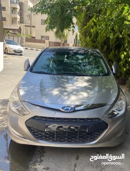 سيارة هيونداي سوناتا هايبرد