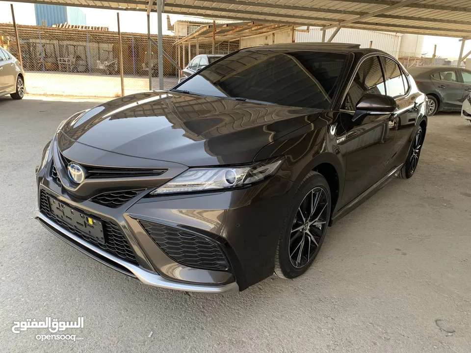 تويوتا كامري 2024 XSE فل الفل كلين تايتل يأباني اصلي وارد كوري بطاريه ليثيوم عداد الف كيلو زيرو يعني