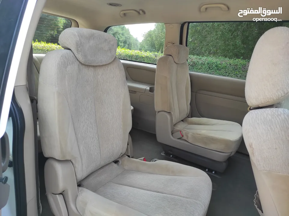 kia carnival 2013 Gcc full automatic