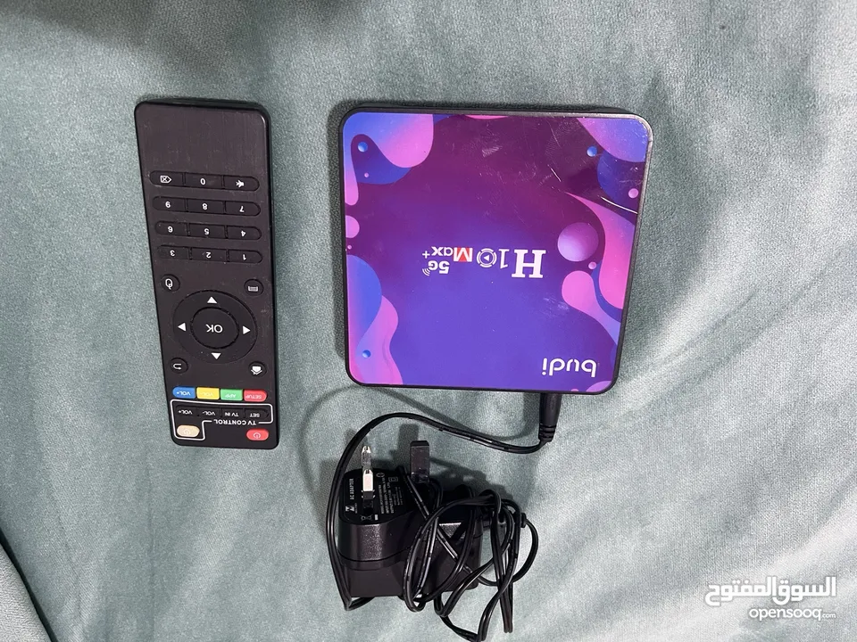 X mate 4k i with original remote charger