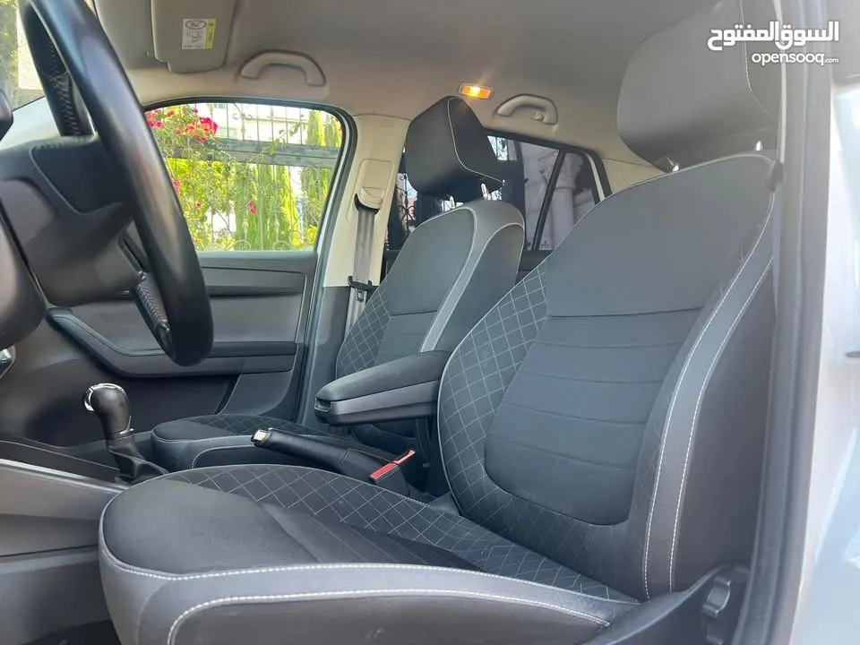 اصل شركة / اوتوماتك / يد اولى/ SKODA FABIA 2022