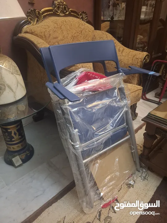 اثاث تركي واسباني (جديد)  (NEW) KELEBEK/ ACTIU (بضاعة جديدة للبيع كلها او بلحبة)  -بفة لغرفة النوم ت