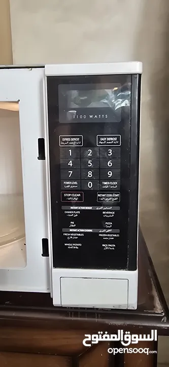 مايكرويف نوعيه شارب بحاله ممتازه سعتوا 1100 واط للبيع
