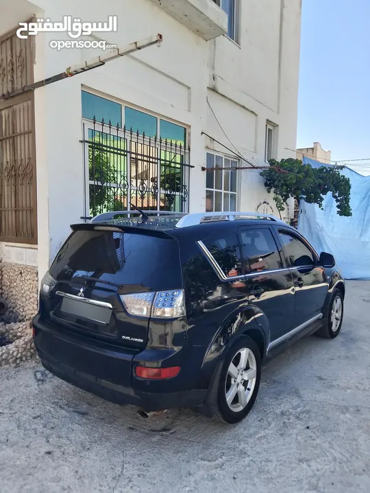 جيب متسوبيشي 7ركاب  دفع رباعي 4*4سعر52